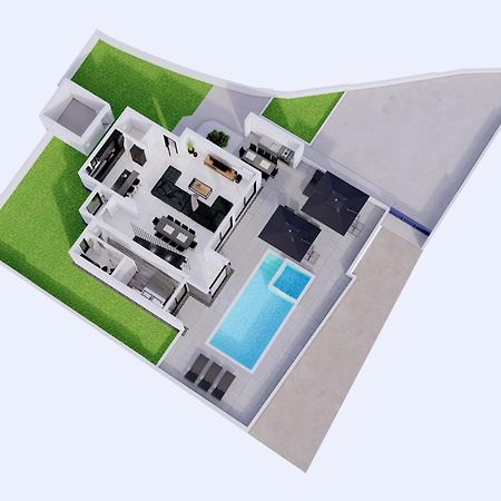 Villa Just Be Happy By Trawelltopia Kastela Exterior photo