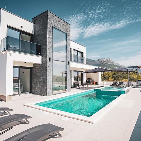 Villa Just Be Happy By Trawelltopia Kastela Exterior photo