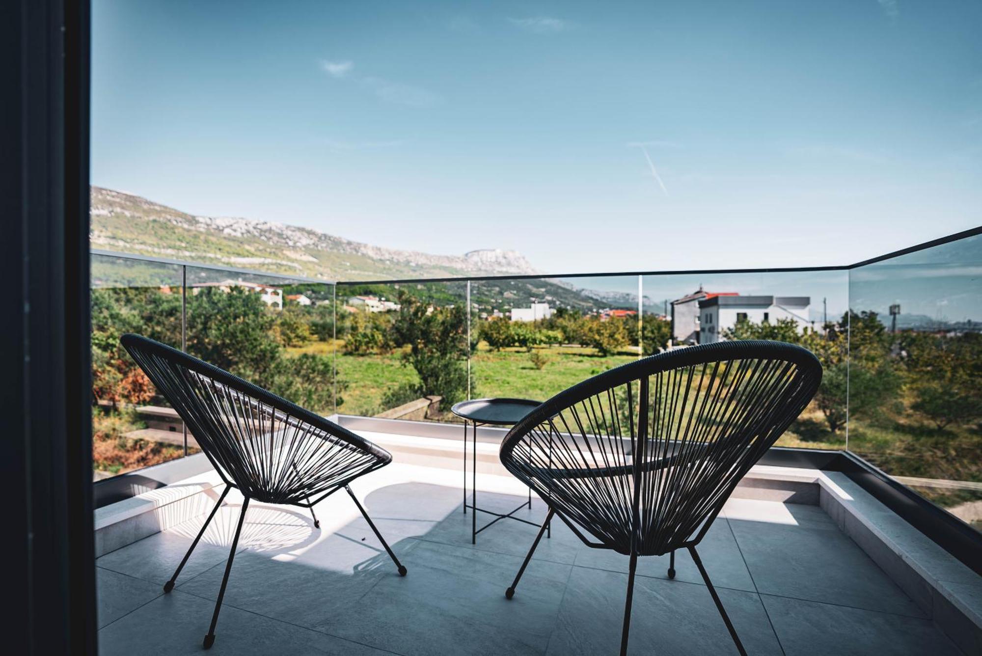 Villa Just Be Happy By Trawelltopia Kastela Exterior photo