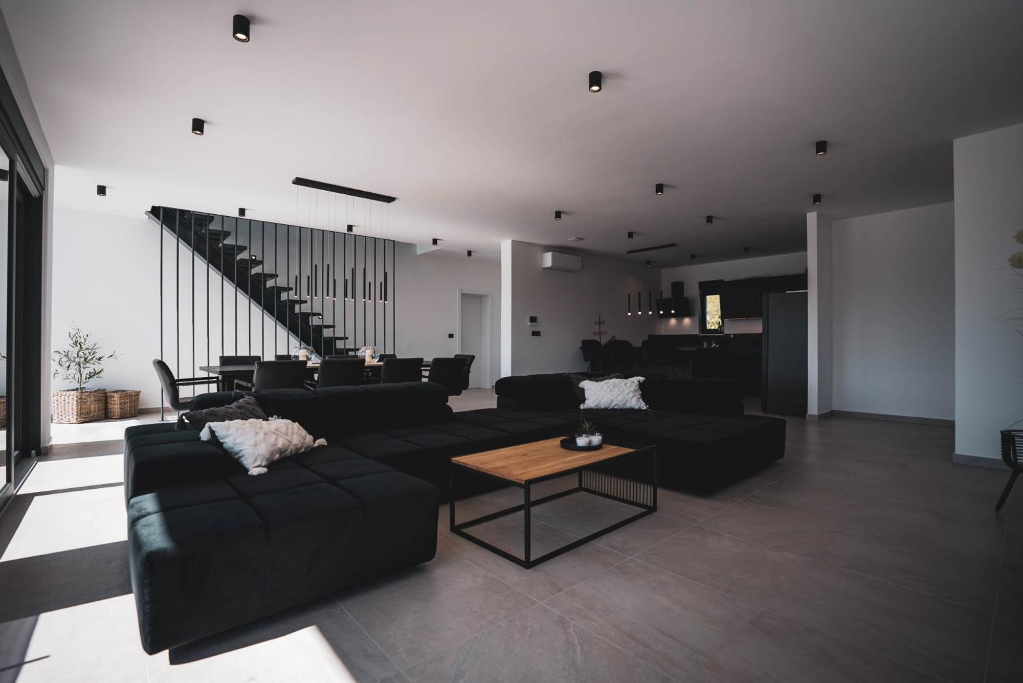 Villa Just Be Happy By Trawelltopia Kastela Exterior photo